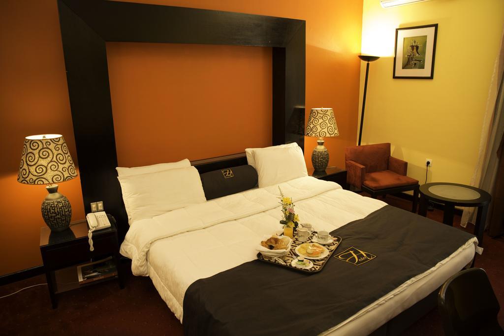 Heden Golf Hotel Abidżan Zewnętrze zdjęcie