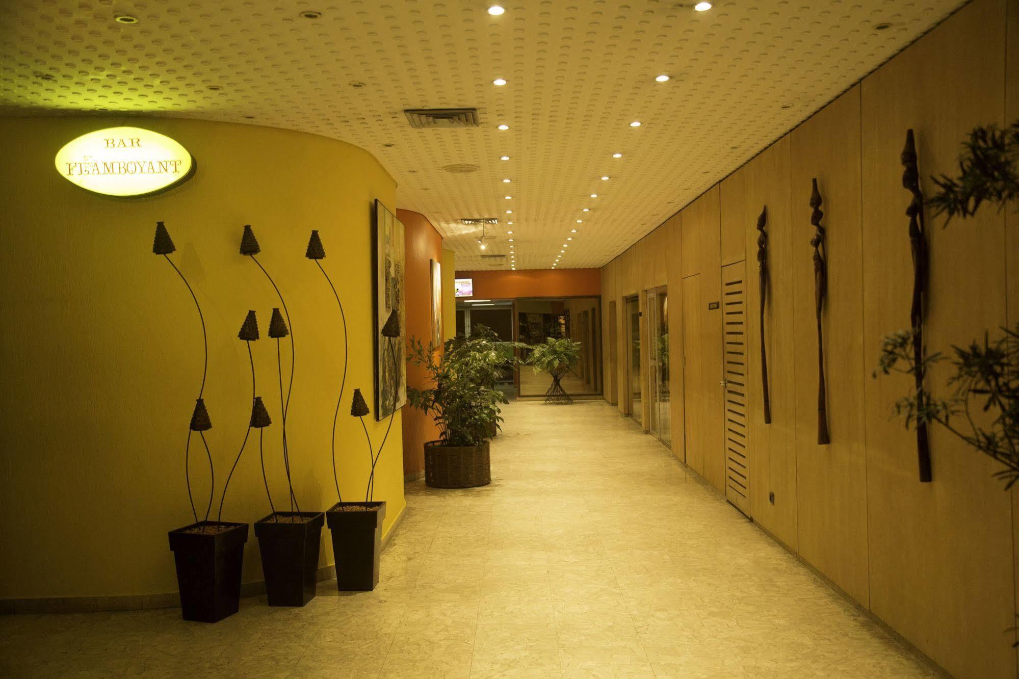 Heden Golf Hotel Abidżan Zewnętrze zdjęcie